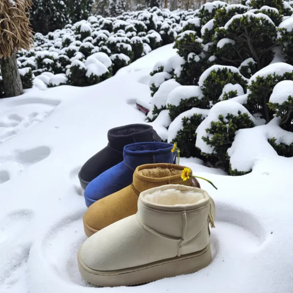 Faux suede woman boot