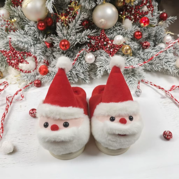 AMMI New Christmas Santa Claus Polyester Soft and Comfortable Unisex Winter Fashion Warm Indoor Slipper