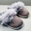 Wholesale Fashionable Half Pack Plush Indoor Women's Indoor Shoes