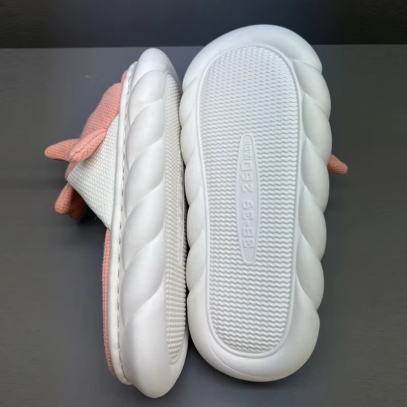 Women's anti-slip and wear-resistant home-use household slippers