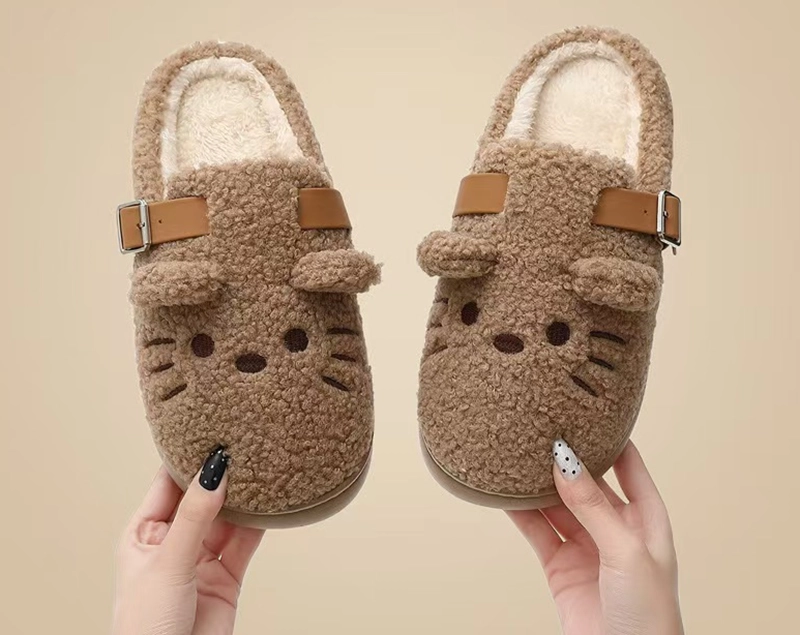 Autumn and Winter Cartoon Cat Plush Slippers with Fleece Lining